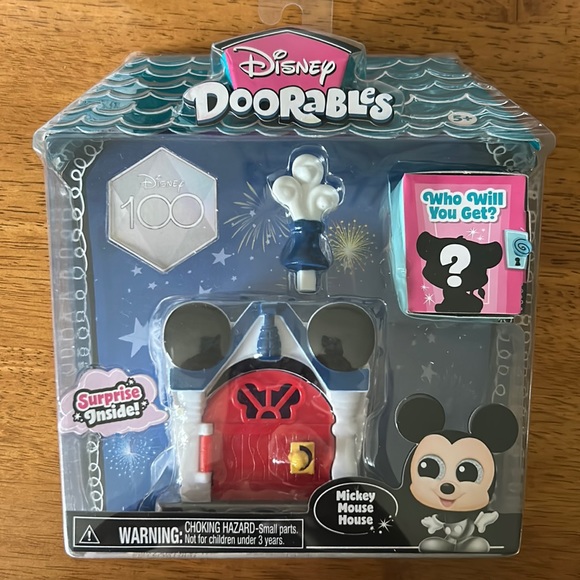 Disney Doorables Mickey Mouse house Disney 100 playset - Picture 1 of 5